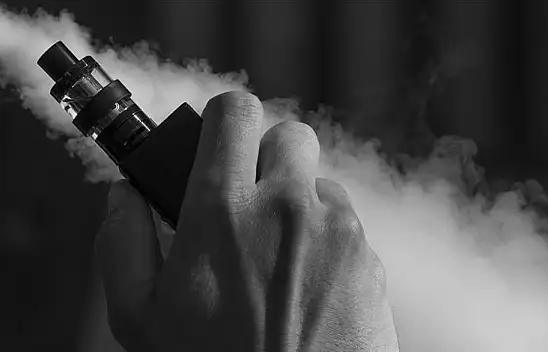 Dikkat: Elektronik sigara kullanan gençlerin solunum yolu hastalıklarına yakalanma riski artıyor!