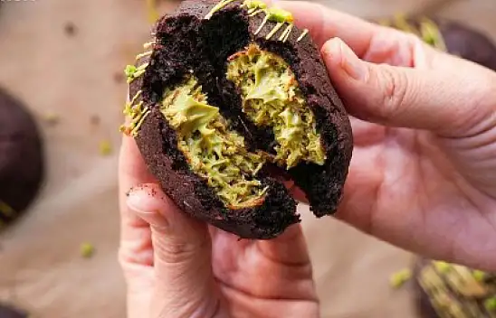 Dubai Kurabiyesi nasıl yapılır? - Kahve yanı tarifi