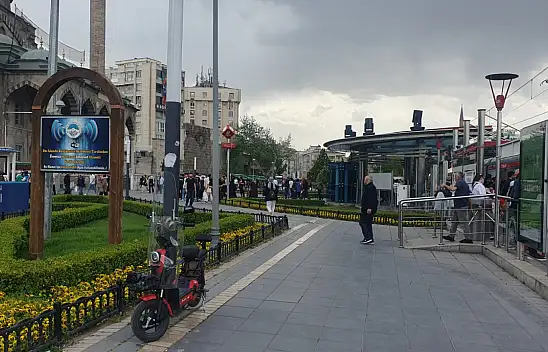 Dünyanın her yerini gezdi – Kayseri'deki konforu bulamadı!