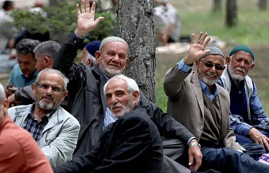 Emeklilere Yeni Destekler Geliyor