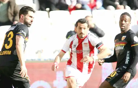Emrah Başsan Amedspor'a imza atacak mı? Mehmet Altıparmak'tan sürpriz karar