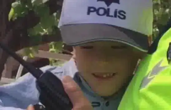 Engelleri aşan sevgi - Kayseri polisi Umutcan'ın hayalini gerçekleştirdi!