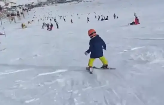 Erciyes'in En Küçük Kayakçısından Muhteşem Performans!