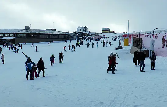 Erciyes'in en yaşlı kayakçısı bakın kim?