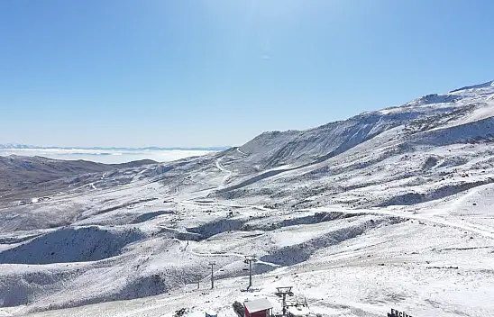 Erciyes'in görüntüsü kartpostalları aratmadı