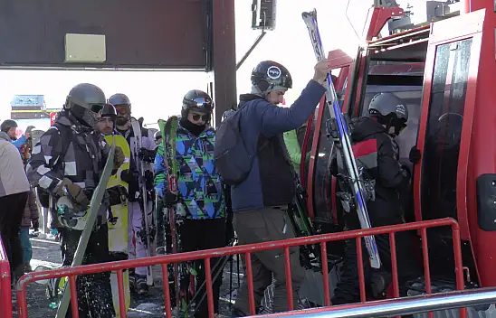 Erciyes Kayak Merkezi'nde Sömestir Yoğunluğu Başladı
