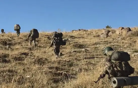 Erciyes'te hareketli saatler! Kayseri komandoları zirveye yürüdü