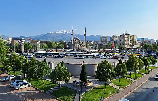 Erciyes'te tüm zamanların rekoru kırıldı