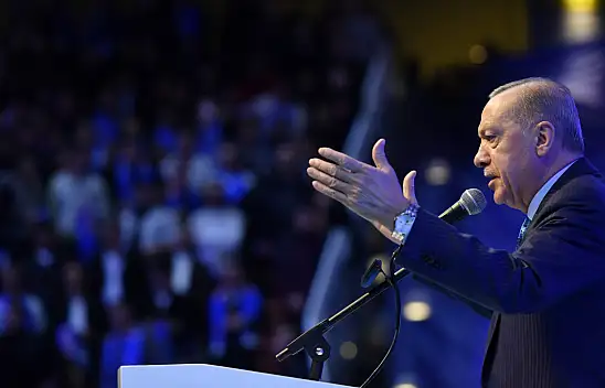 Erdoğan'dan Kayserilileri heyecanlandıran hızlı tren açıklaması: Ankara-Kayseri arası 1 saat 45 dakikaya düşecek!