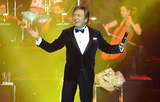 Erol Evgin Kayseri'ye Geliyor - Bilet Fiyatları Dudak Uçuklattı!