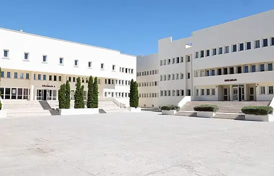 ERÜ'de o fakülte baştan aşağı yenilendi