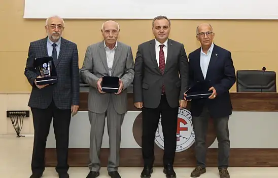 ERÜ'de plaket takdimi bakın ne için yapıldı...