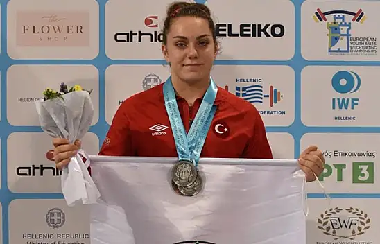 ERVA Sporcusundan Büyük Başarı!