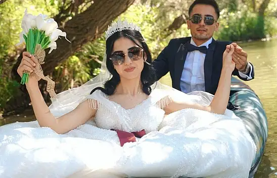 Eskiden ata binilirdi, şimdi kanoya: Kayseri'de düğün modası değişti!