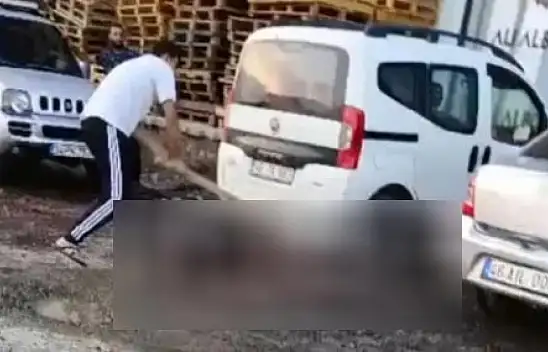 Fazla su isteyince sopayla dövülerek öldürüldü!