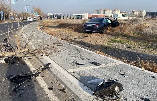Feci kaza: Ortalık savaş alanına döndü!