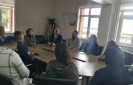 Felahiye'de öğrencilere kırtasiye desteği!