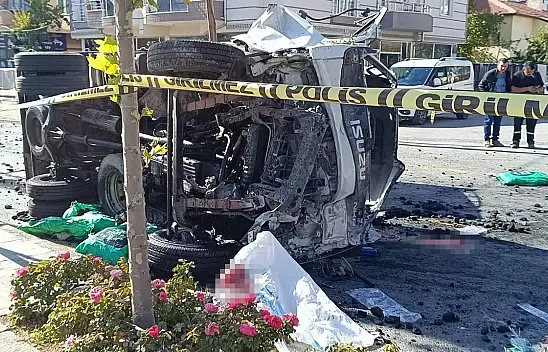 Kayseri'de freni patlayan kamyonet dehşeti kameralarda!