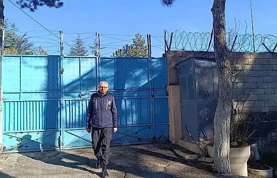 Gardiyanlıktan yazarlığa uzanan başarı hikayesi!