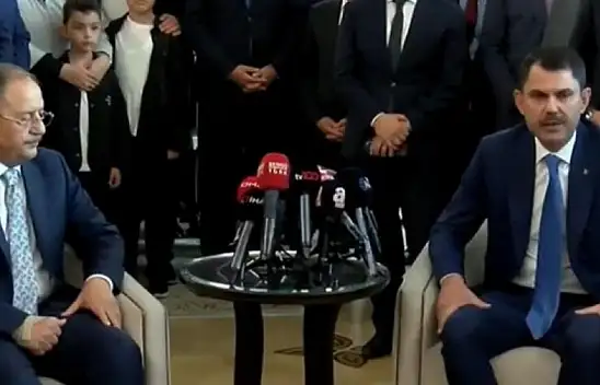 Görevi Kurum'dan devralan Özhaseki bakın neye vurgu yaptı?