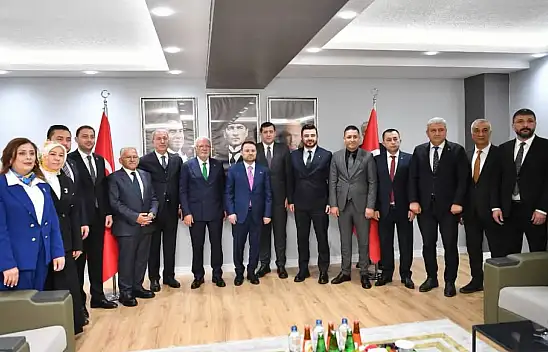 Gürlek'ten MHP'ye Ziyaret