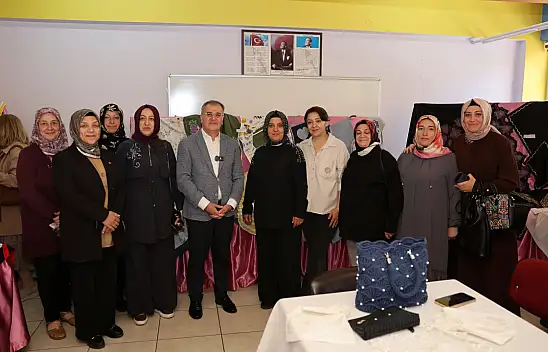 Hacılar'da el emeği göz nuru ürünler sergilendi - Başkan Özdoğan yerinde inceledi