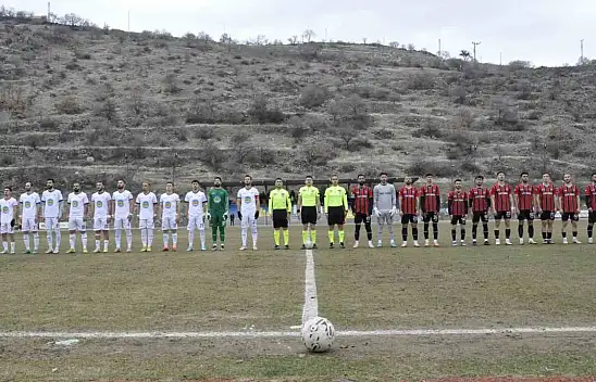 Kayseri'de Maddi Yetersizlikten Maça Çıkamayacaklar!