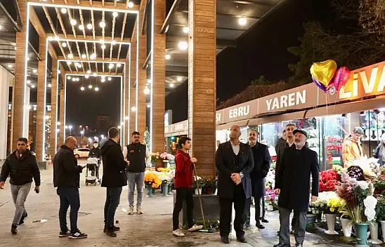 Herkes büyük merakla bekliyor