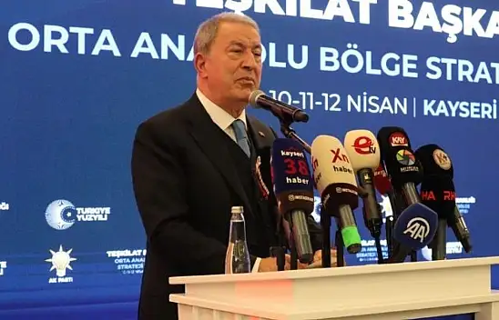 Hulusi Akar: 'Bu ülkeyi başka türlü yönetmek mümkün değil'