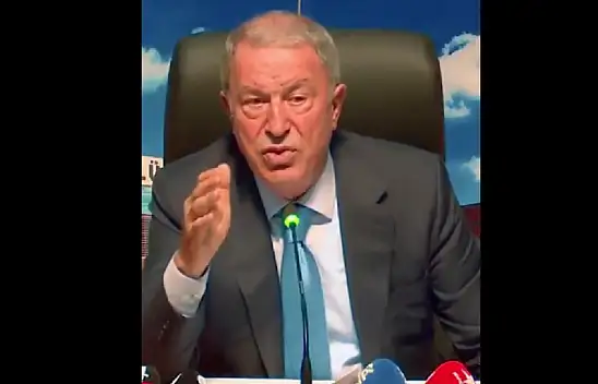 Hulusi Akar'dan meydan okuyan sözler: Zihinlerdeki prangalara savaş açtı!