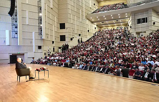 Kayserililerden Ortaylı'ya yoğun ilgi!