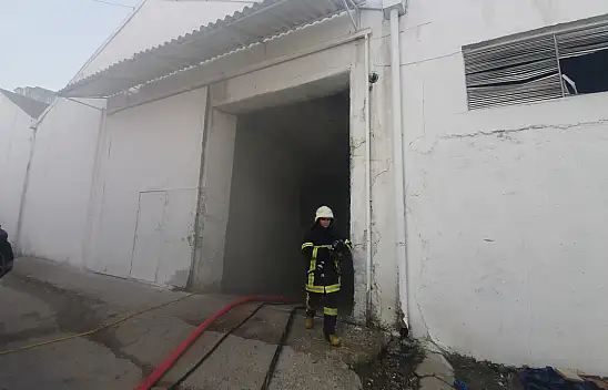 İş Yeri Deposunda Yangın Çıktı!
