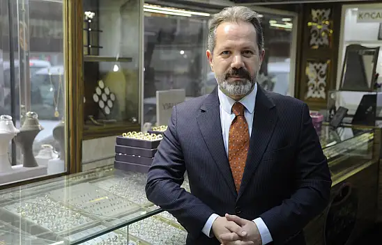 İslam Memiş, Altın ve Gümüş Fiyatlarındaki Düşüşün Ardından Açıklamada bulundu