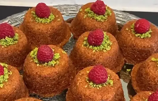 Kadayıflı Kek Tatlısı - Kahve Yanı Tarifleri - Az Malzemeli