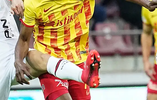 Kafayı kullanıyor!