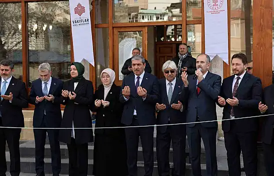 Restorasyonu tamamlanan 5 cami ibadete açıldı!