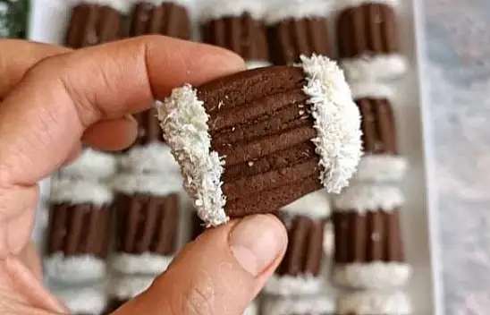 Kahve Yanı Kurabiyesi - Çatal Kurabiyesi - Az Malzemeli