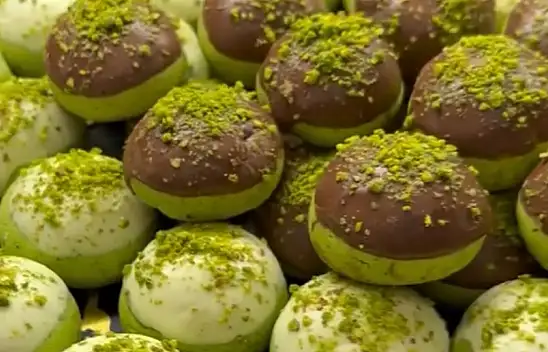 Kahve Yanına Müthiş Bir Lezzet - Ispanaklı Kurabiye - Az Malzemeli Tarifler