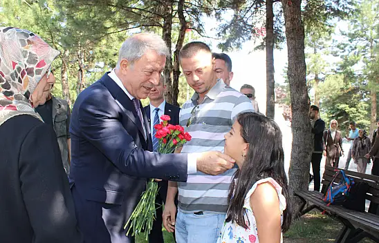 Kartal Şehitliği'nde 15 Temmuz töreni: Kur'an, dua ve vefa