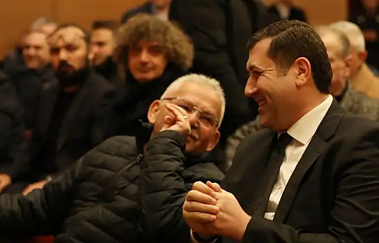Kayseri Baki Ersoy'un Memduh Büyükkılıç'a olan sözlerini konuşuyor