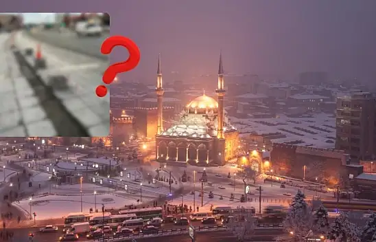 Kayseri Cumhuriyet Meydanı'nda kaldırım taşları neden kesiliyor?