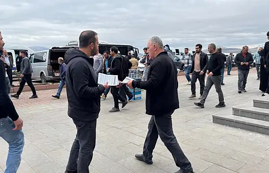 Kayseri'de '2 milyar' iddiasını sokağa taşıdı!