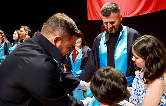 Kayseri'de 3 çocuklu mezuniyet töreni!