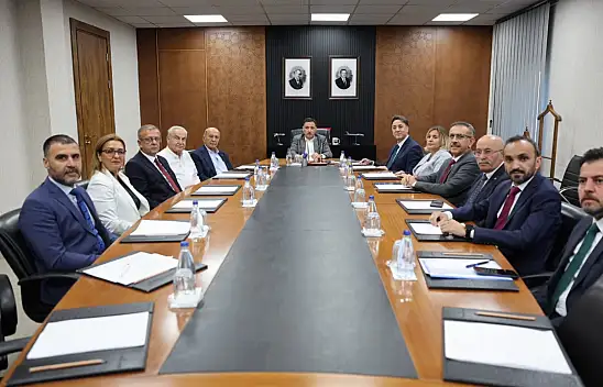 Kayseri'de 3 hayırseverden Develi'ye büyük destek! İmzalar atıldı