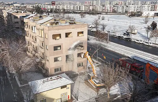 Kayseri'de beklenen yıkım başladı - Şehrin girişinde büyük dönüşüm!