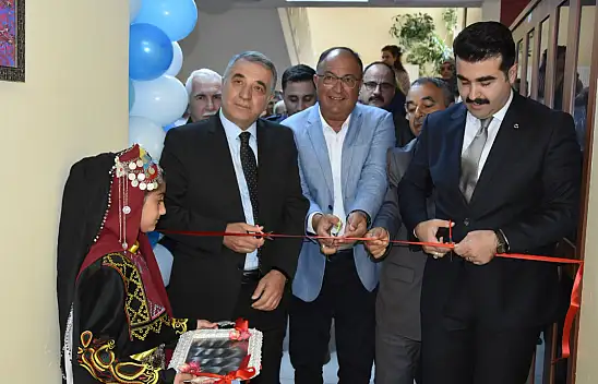 Kayseri'de binlerce saatlik emek görücüye çıktı! İçeride neler var?