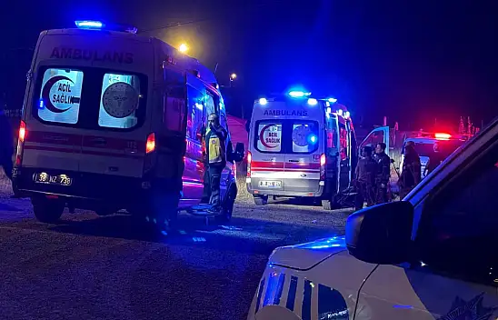 Kayseri'de bir evde ortalık karıştı! İki kardeş hastanelik oldu