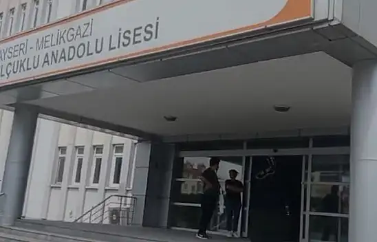 Kayseri'de böyle engel görülmedi – Resmen çile!