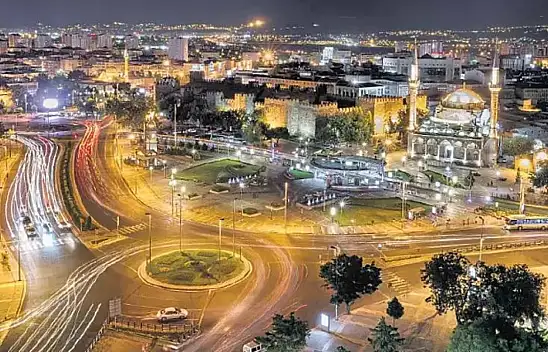 Kayseri'de Büyük Şenlik – 600 Kişi Şehri Renklendirecek!