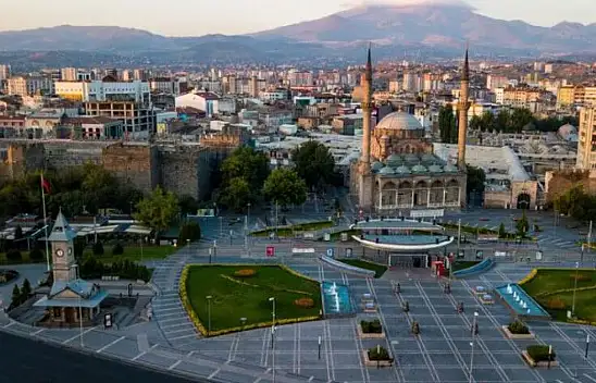 Kayseri'de Cumhur İttifakı'nda şok istifalar – 3 kişi birden…